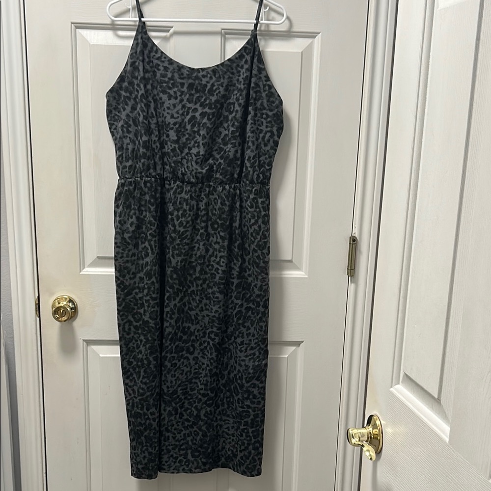 Old Navy Leopard Print Black/Grey Dress Size XL